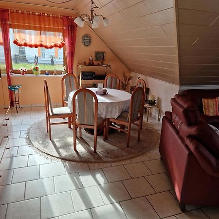 Casa Ulla Am Hallenbad Haiger Buitenkant foto